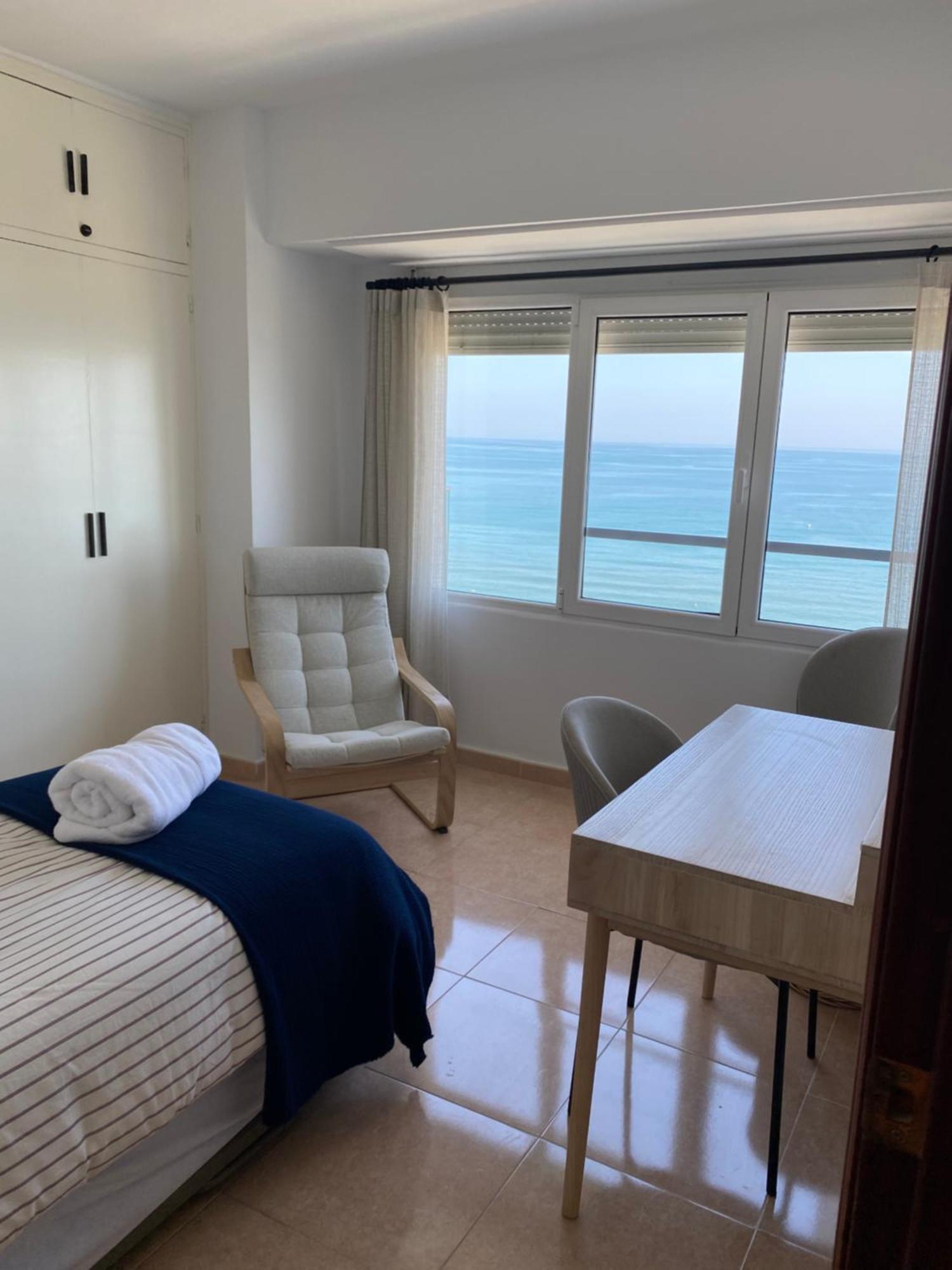 Apartamento Con Terraza Vista Al Mar Malagueta Малага Экстерьер фото