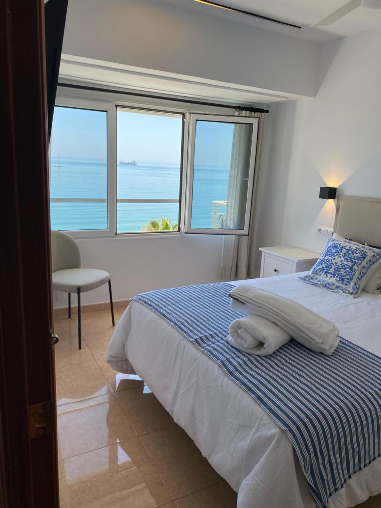 Apartamento Con Terraza Vista Al Mar Malagueta Малага Экстерьер фото
