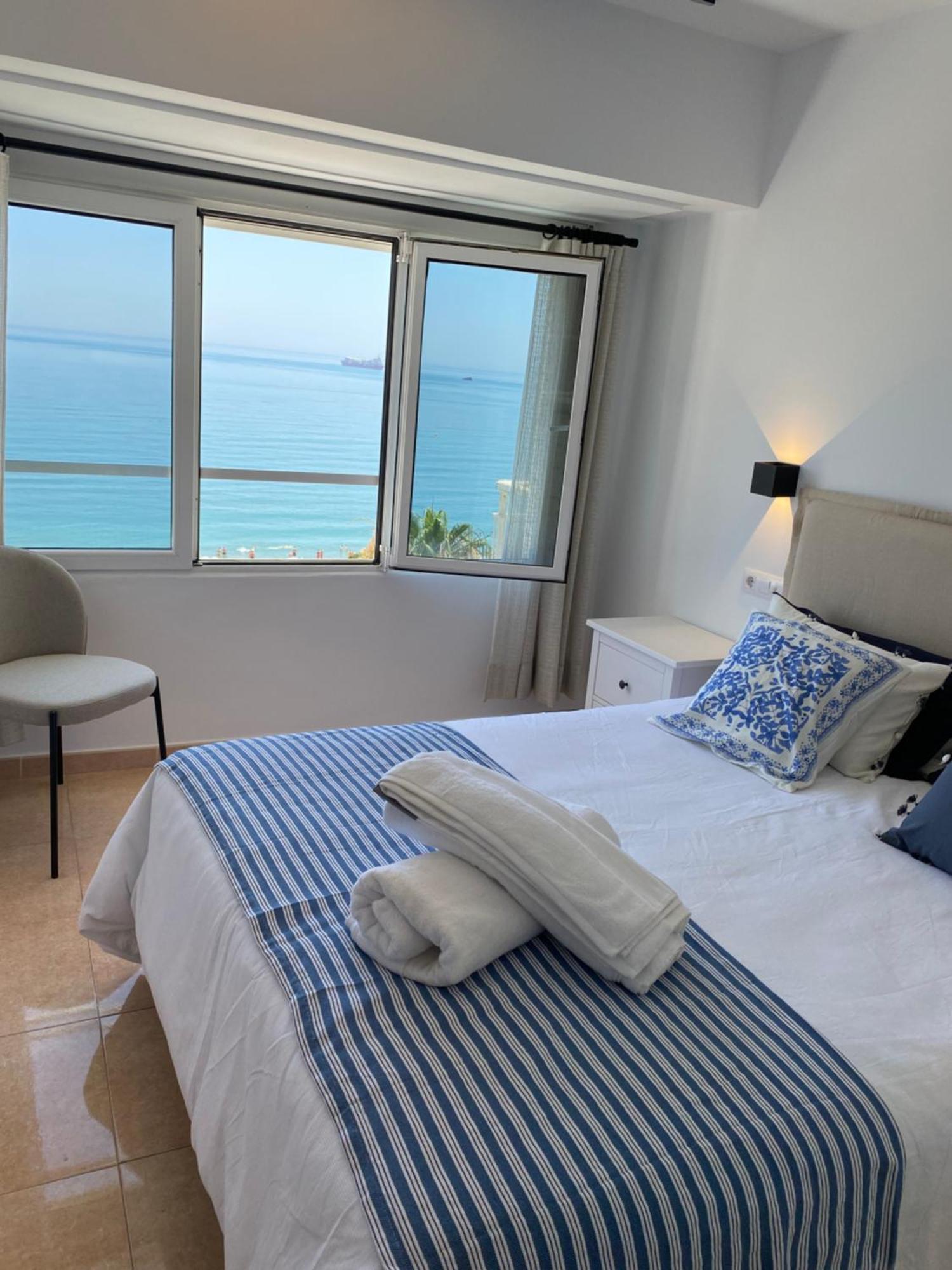 Apartamento Con Terraza Vista Al Mar Malagueta Малага Экстерьер фото
